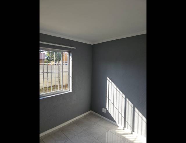 2 BEDROOM APARTMENT TO LET IN MORGENSTER